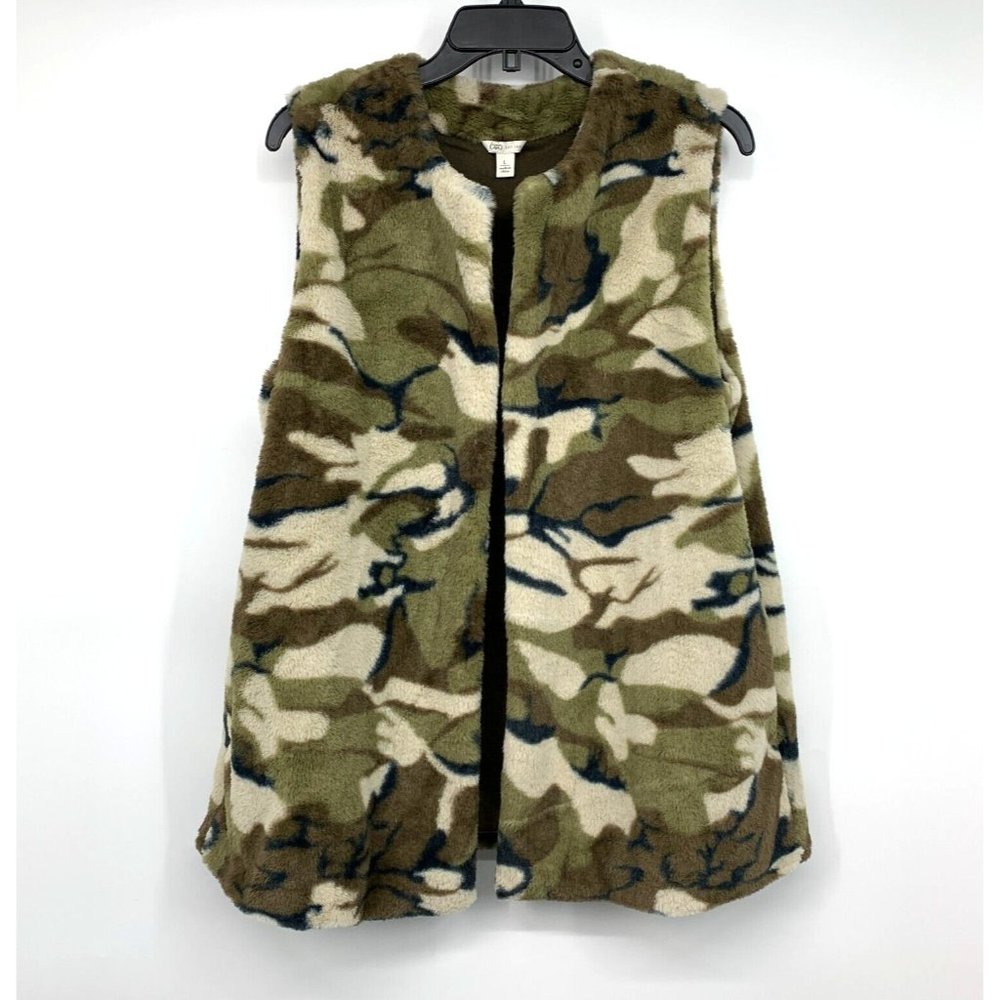 Cato Vest Camo Green Brown Faux Fur Fuzzy Sleeveless Pockets
